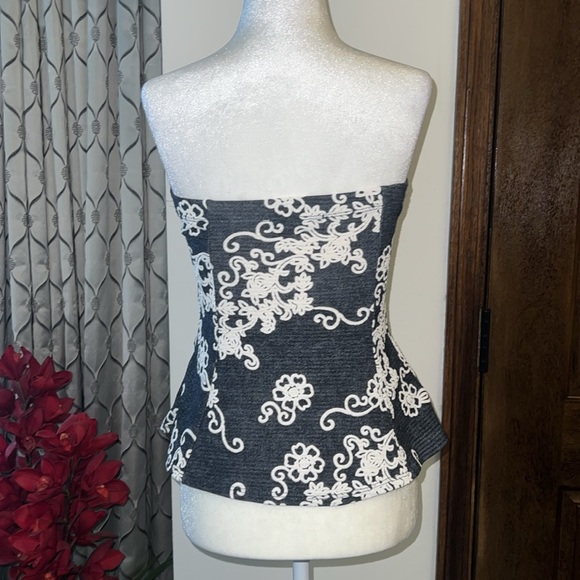 Love Culture - strapless peplum top - Picture 2 of 2